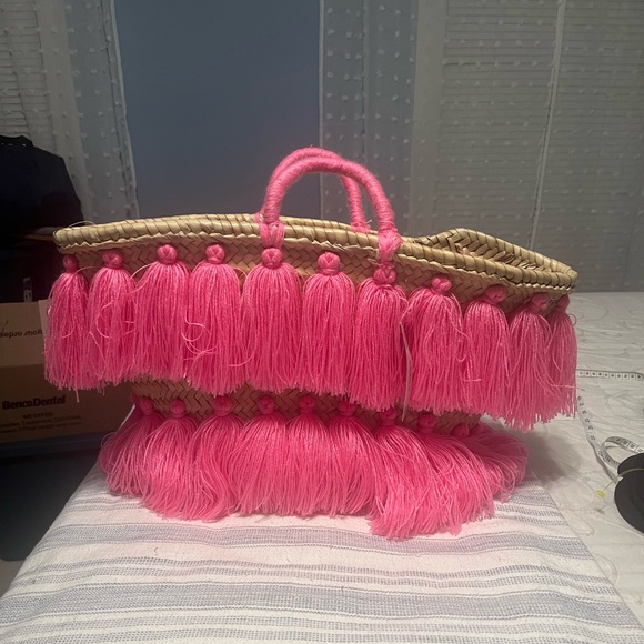 Tassel Straw Beach Bag - Picture 3 of 7